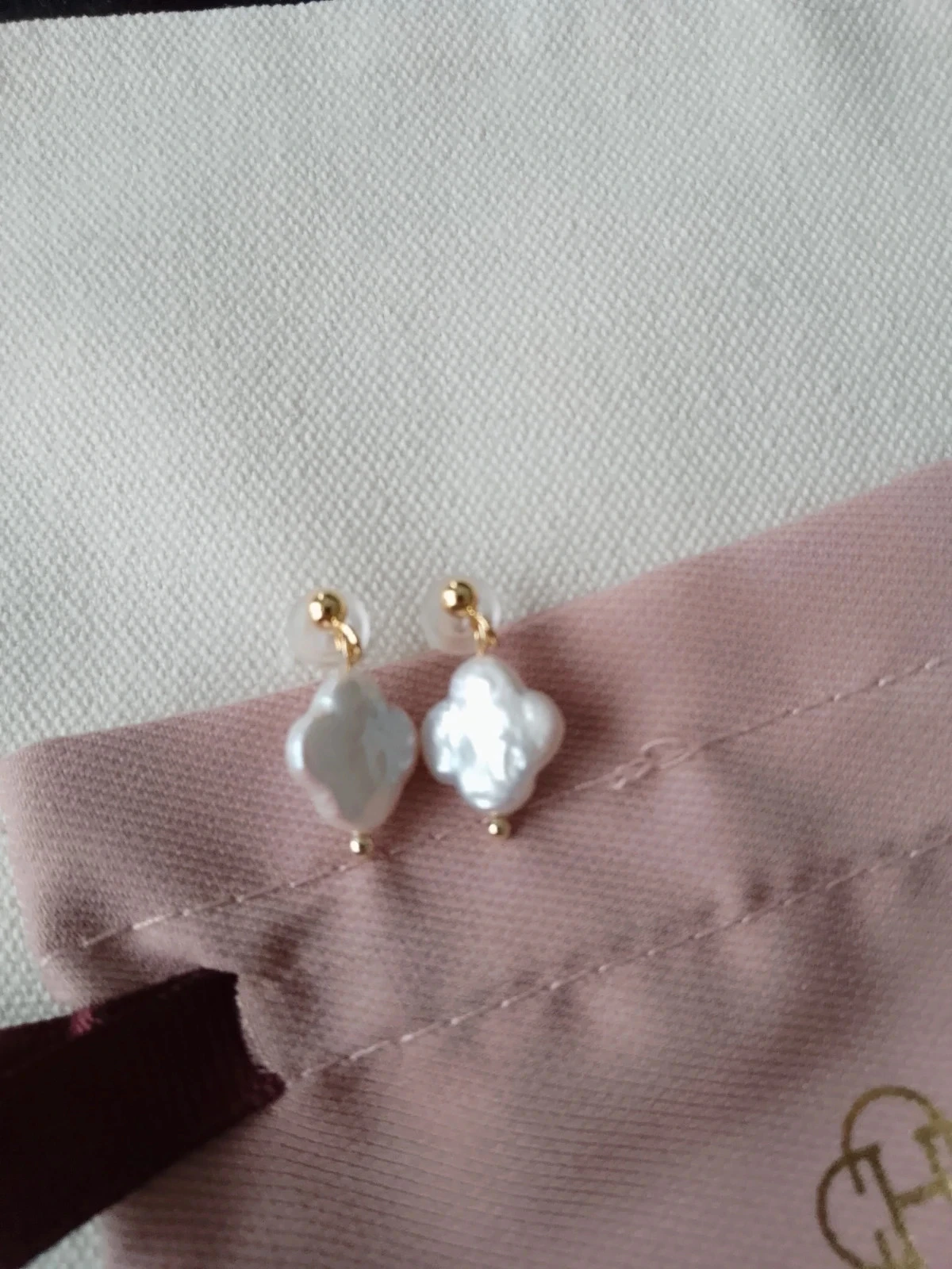 boucles d'oreilles trèfles en perles de culture habaha d'eau douce Habaha – photo 2